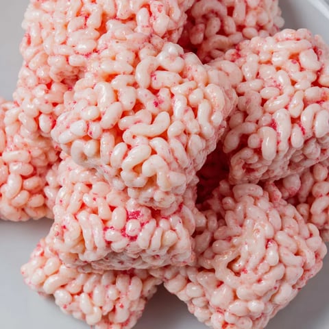 A plate of marshmallow rice bubbles with a Halloween theme.